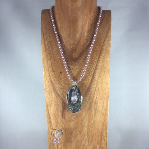 Lavender/Pink shade Pearls, with Wire Wrap Shell Pendant, Sterling. Earrings included.  Necklace 19" with a 2 1/2" drop